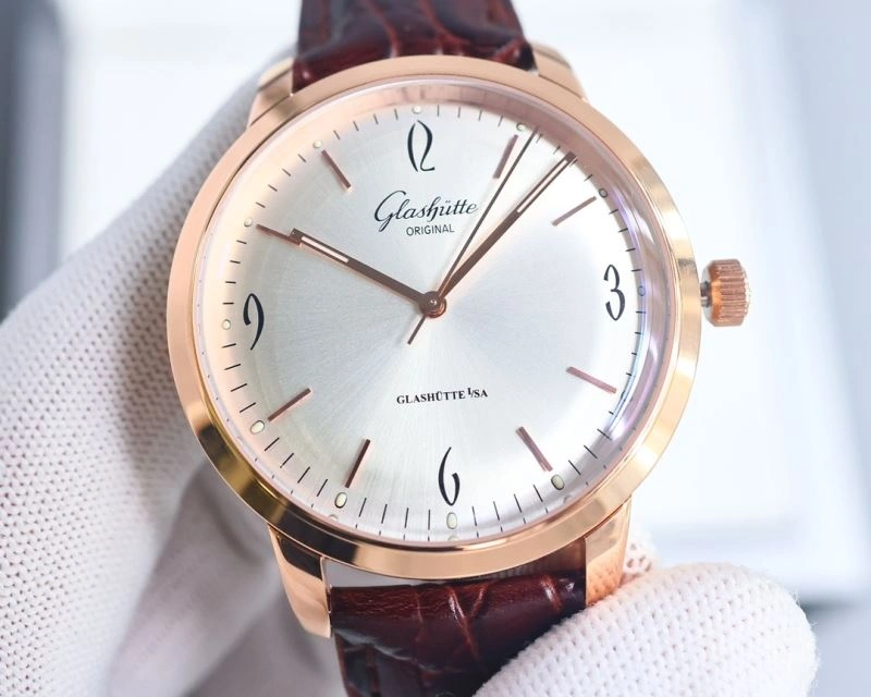 Sophisticated GLASHUTTE Watches 182623