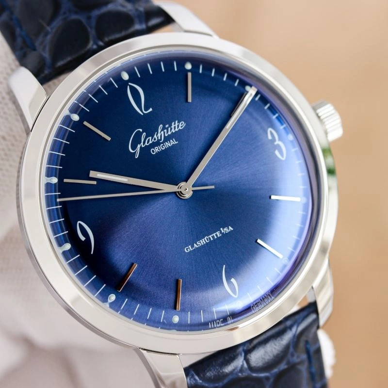 Lightweight GLASHUTTE Watches 182613