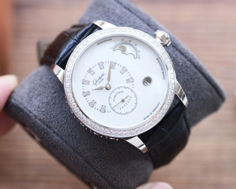 Upgraded GLASHUTTE Watches 182631