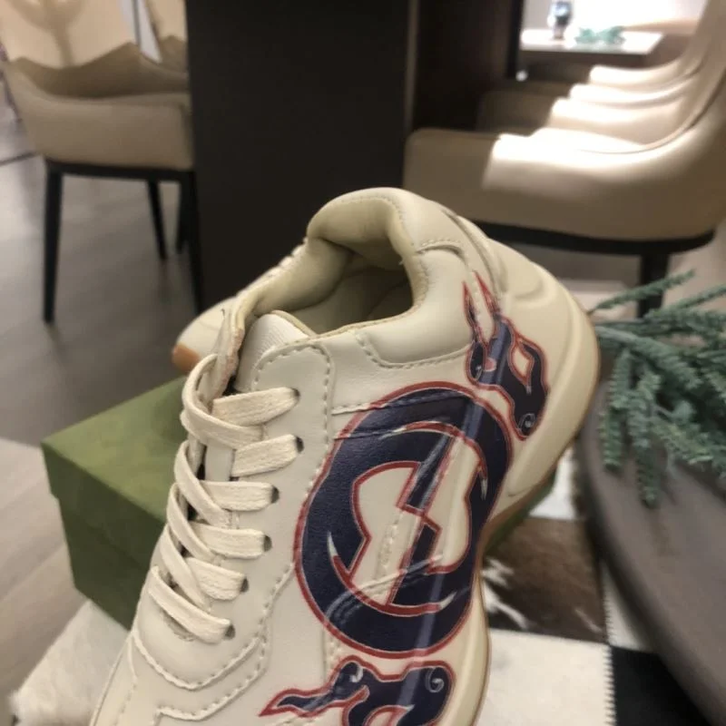 Effortless GUCCI SHOES 29682