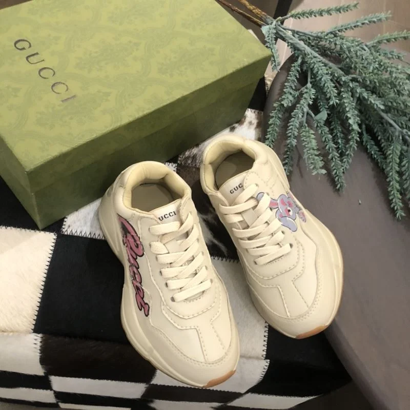 WaterResistant GUCCI SHOES 29676