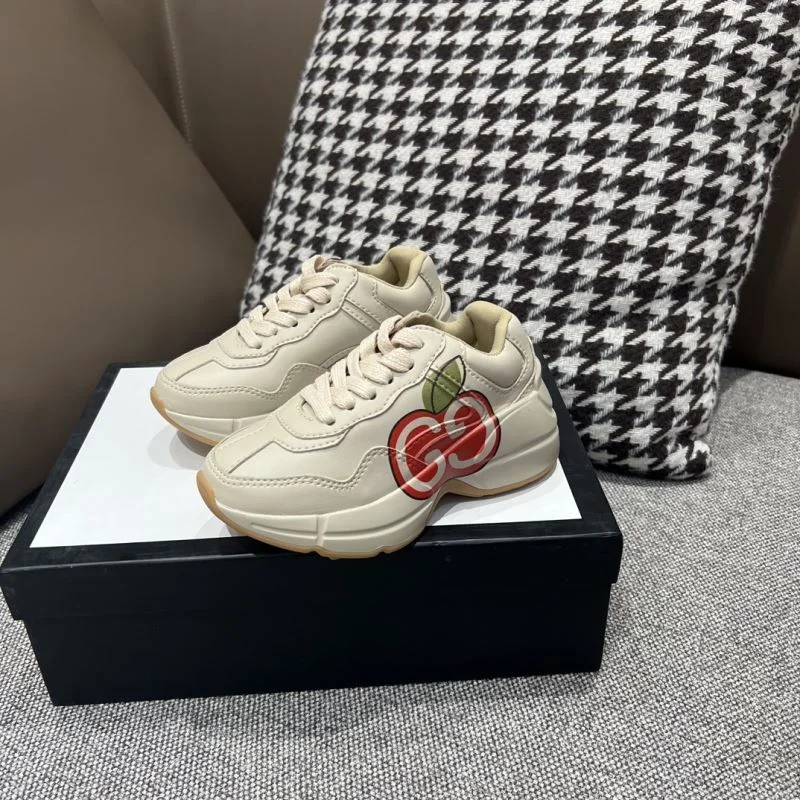 Bold GUCCI SHOES 29677