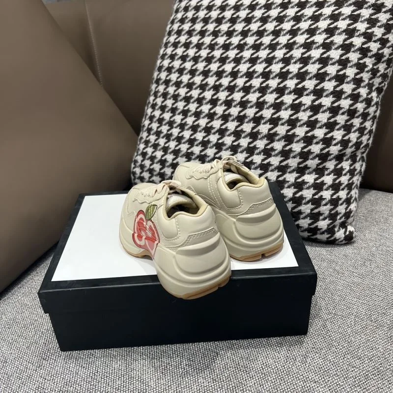 Bold GUCCI SHOES 29677