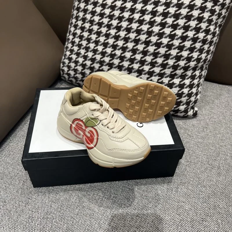 Bold GUCCI SHOES 29677