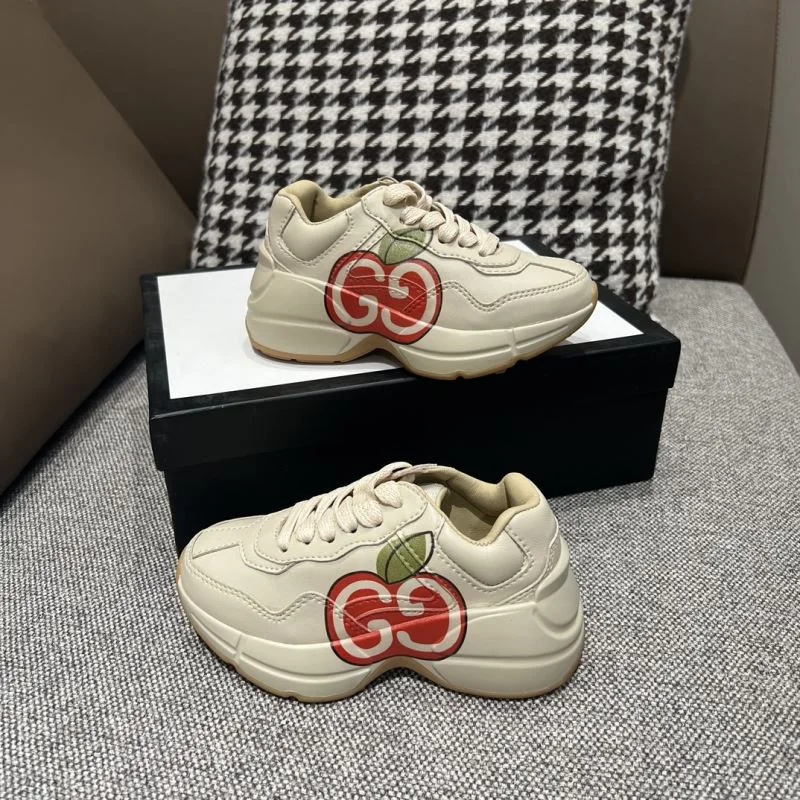 Bold GUCCI SHOES 29677