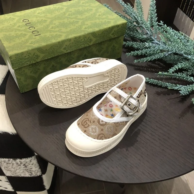 Sophisticated GUCCI SHOES 29679