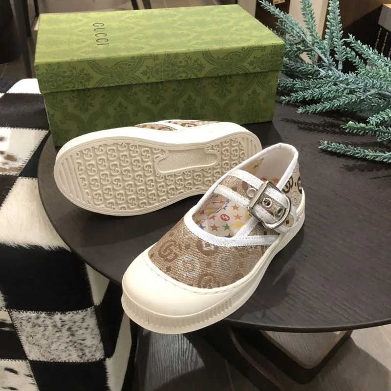 Sophisticated GUCCI SHOES 29679