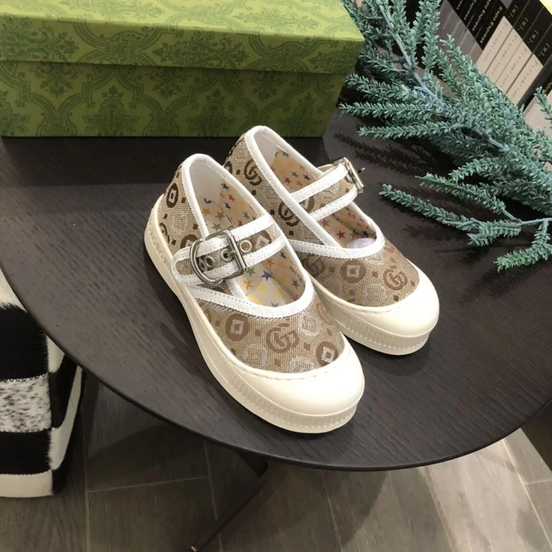 Sophisticated GUCCI SHOES 29679