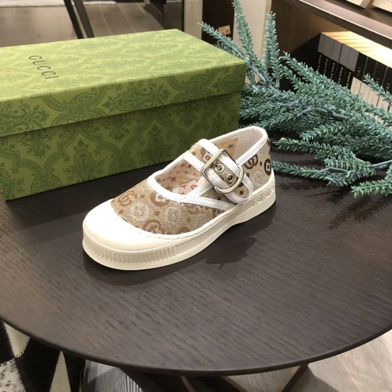 Sophisticated GUCCI SHOES 29679