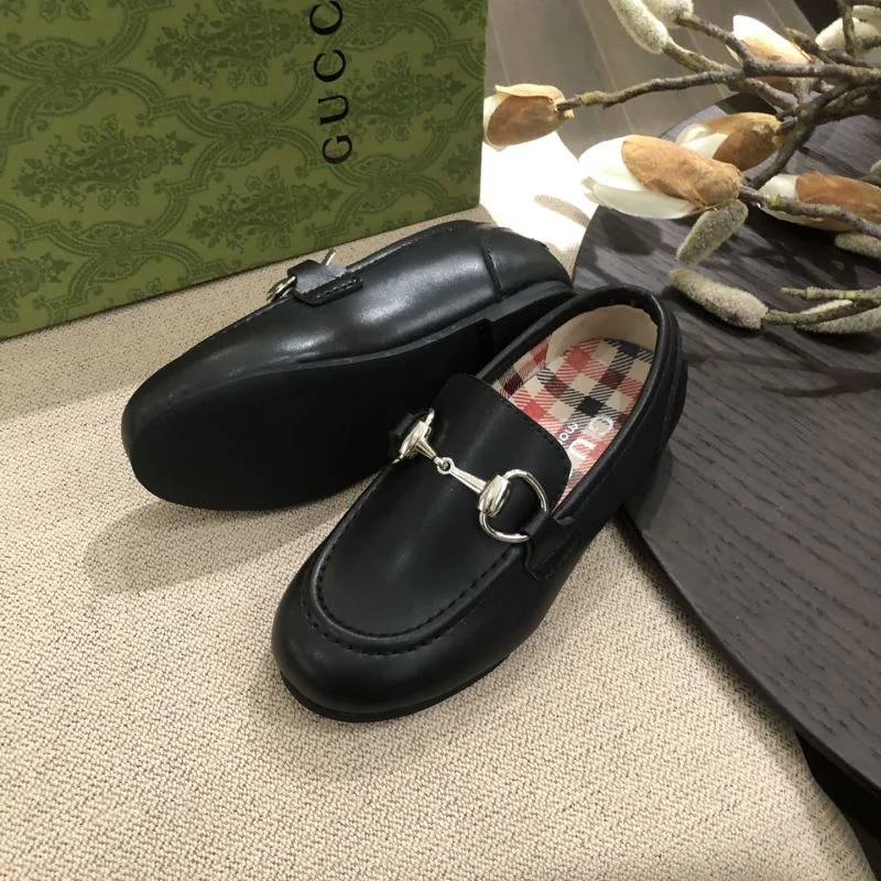 EasyCare GUCCI SHOES 29675