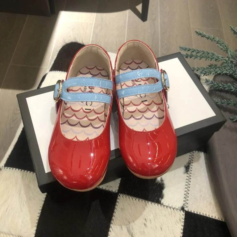 Comfortable GUCCI SHOES 29660