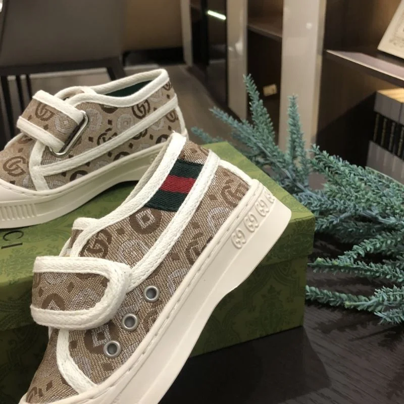 GUCCI SHOES FashionForward 29656