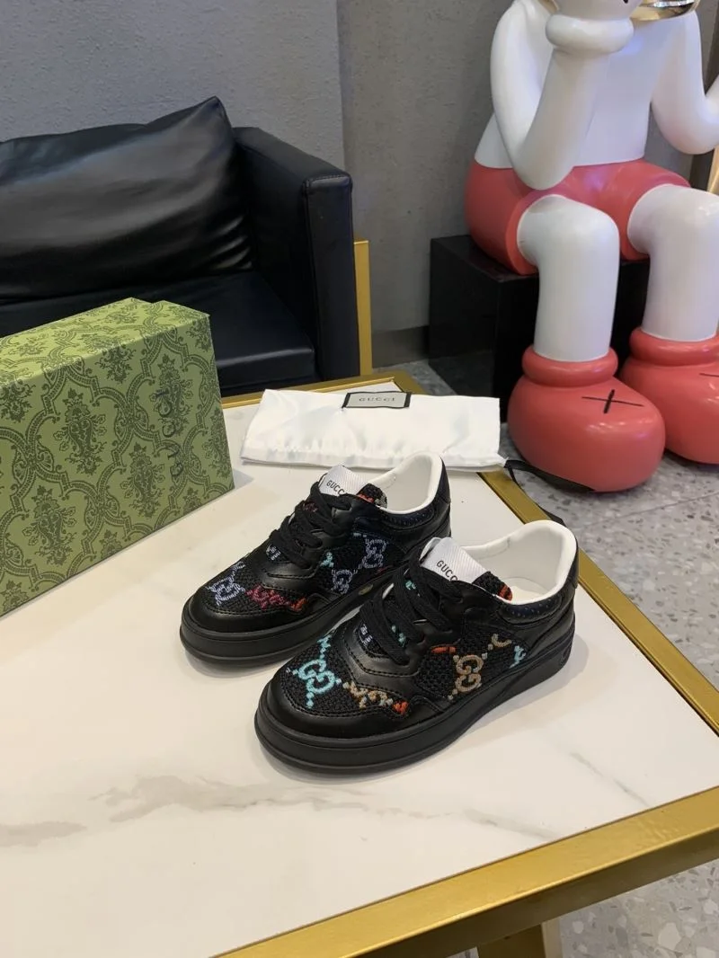 Compact GUCCI SHOES 29643