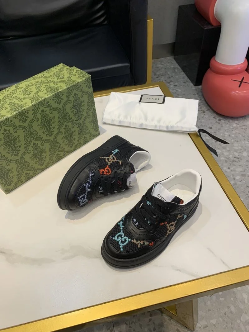 Compact GUCCI SHOES 29643