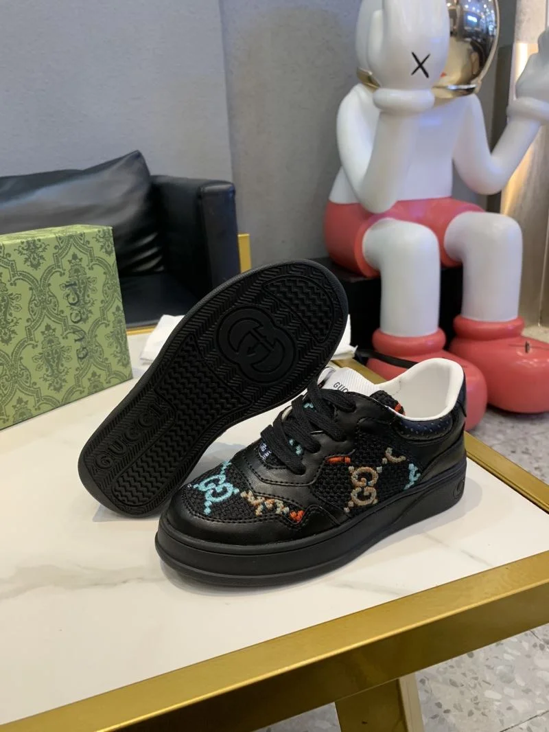 Compact GUCCI SHOES 29643