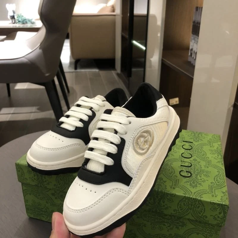 Lightweight GUCCI SHOES 29648
