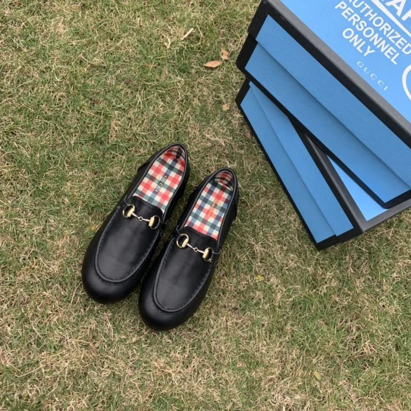 Breathable GUCCI SHOES 29635