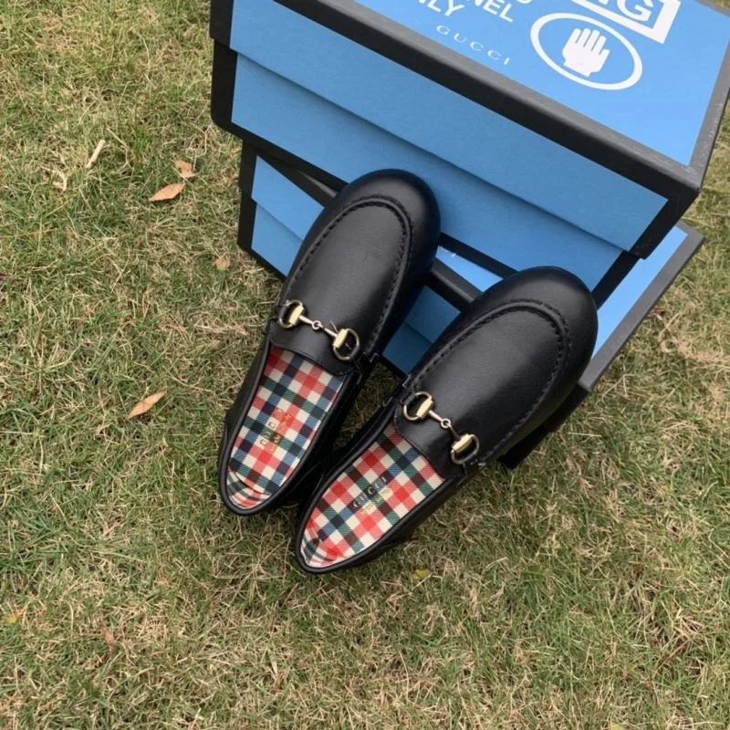 Breathable GUCCI SHOES 29635