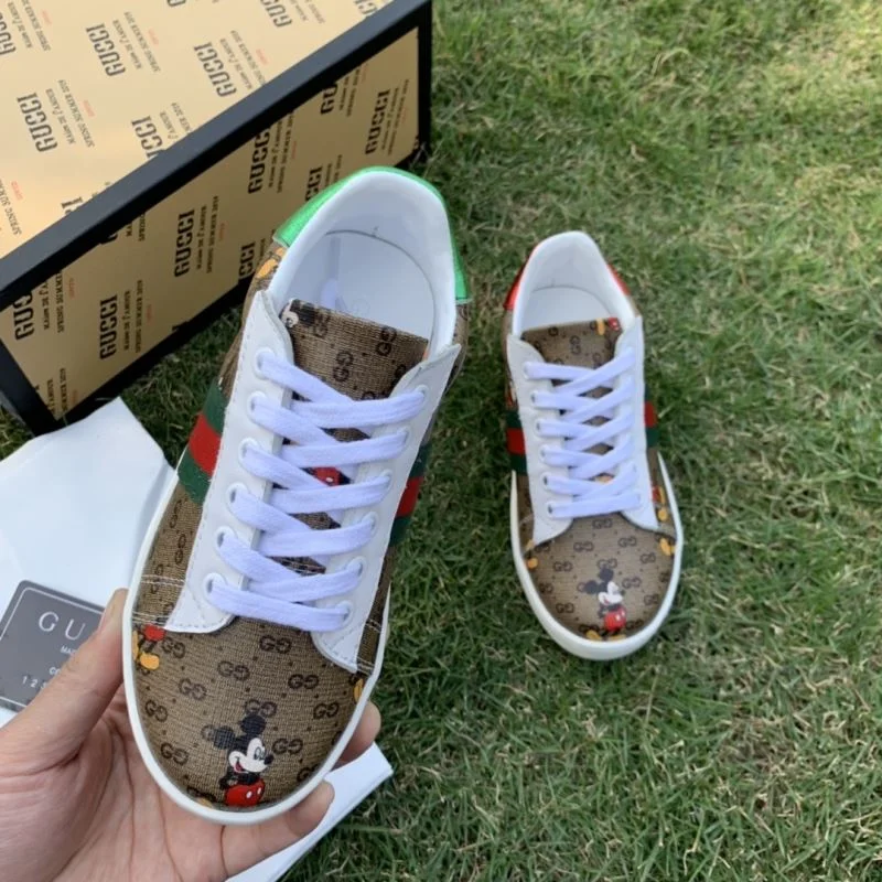 Versatile GUCCI SHOES 29636
