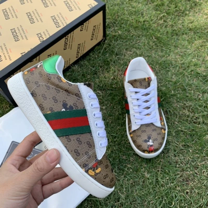 Versatile GUCCI SHOES 29636