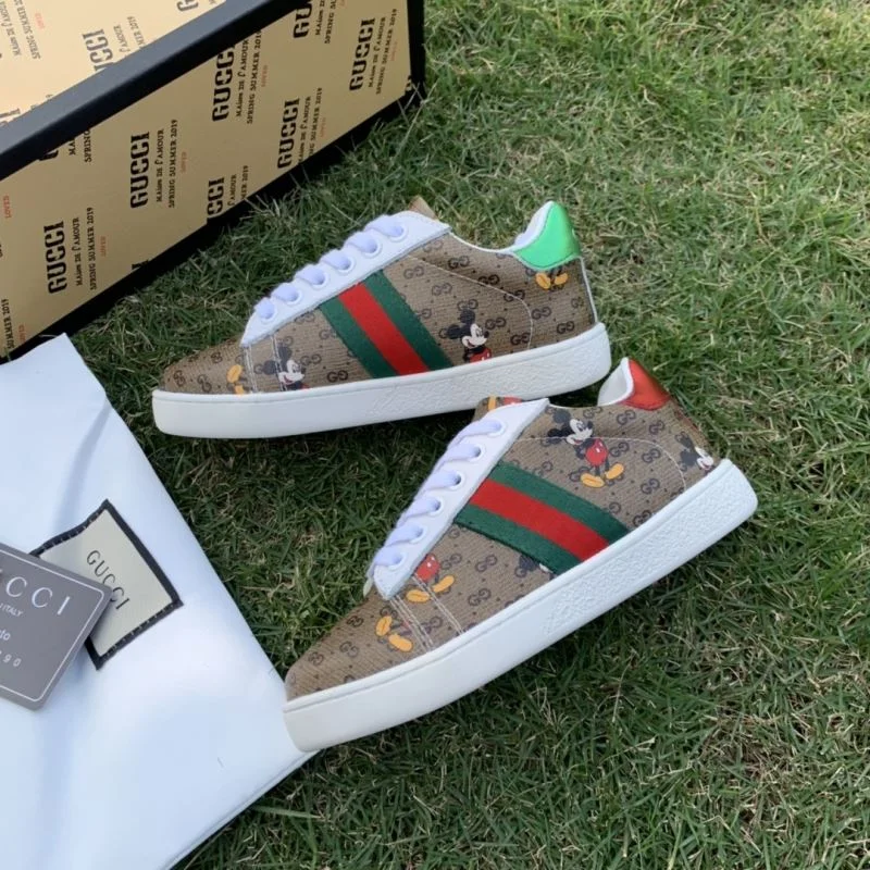 Versatile GUCCI SHOES 29636