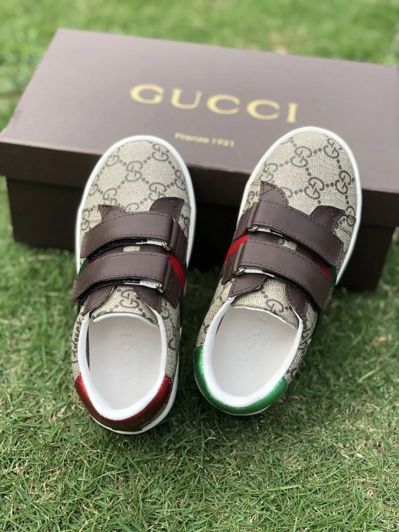 Sophisticated GUCCI SHOES 29616
