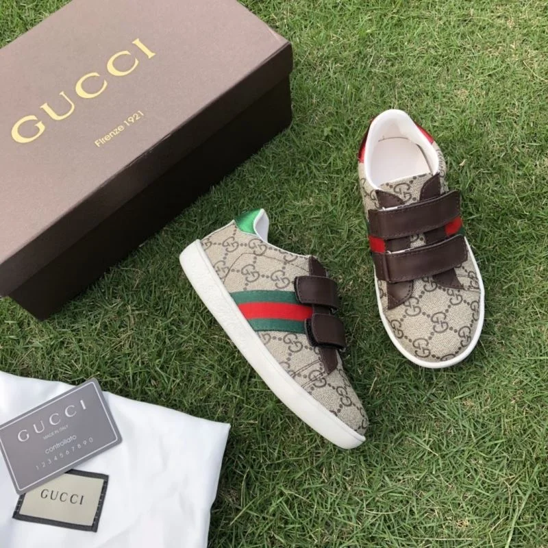 Sophisticated GUCCI SHOES 29616