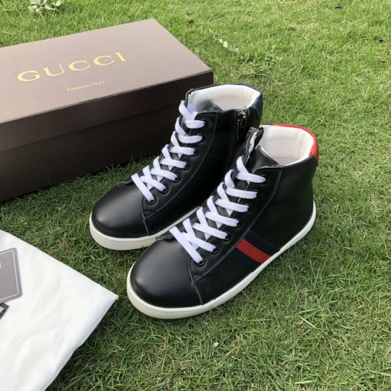 Fashionable GUCCI SHOES 29615
