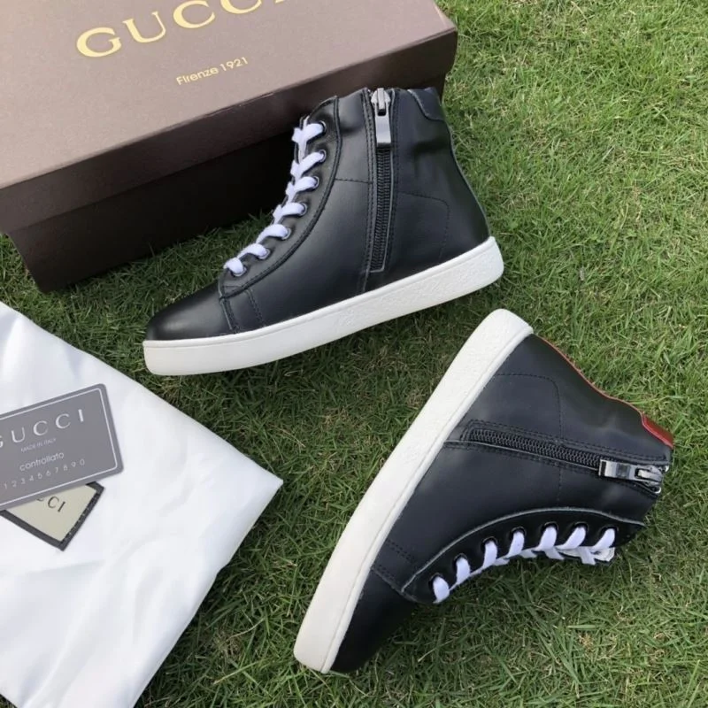 Fashionable GUCCI SHOES 29615