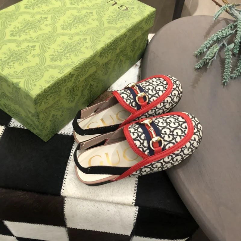 Functional GUCCI SHOES 29606