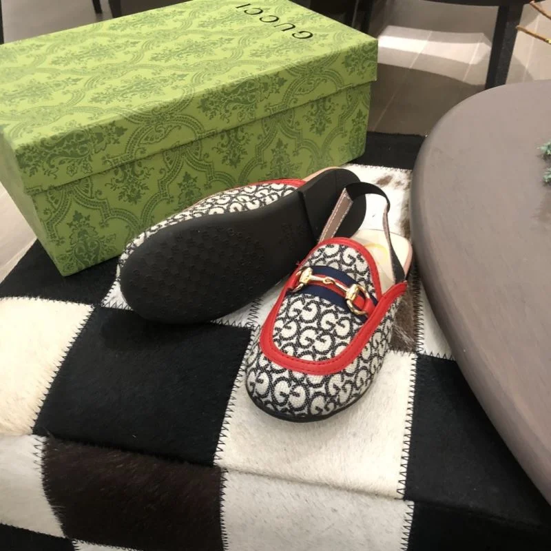 Functional GUCCI SHOES 29606