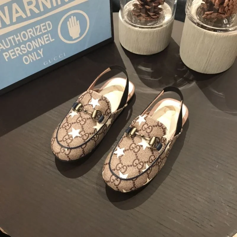 Effortless GUCCI SHOES 29604