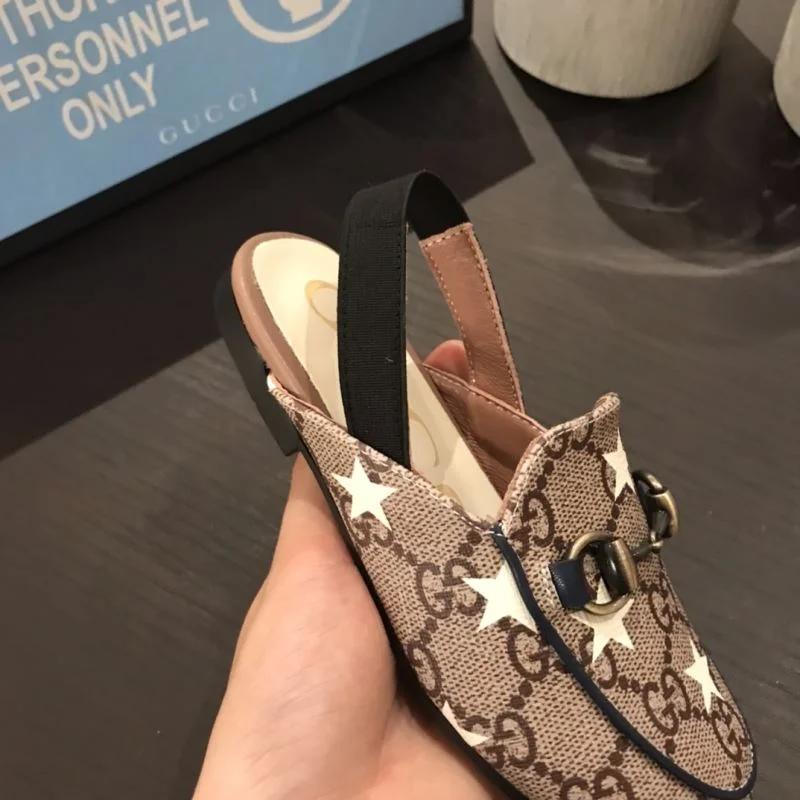 Effortless GUCCI SHOES 29604