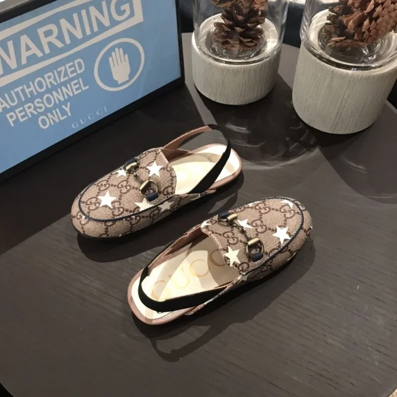 Effortless GUCCI SHOES 29604