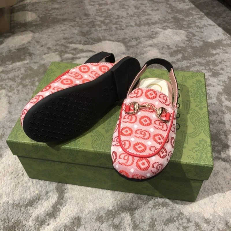 Comfortable GUCCI SHOES 29590