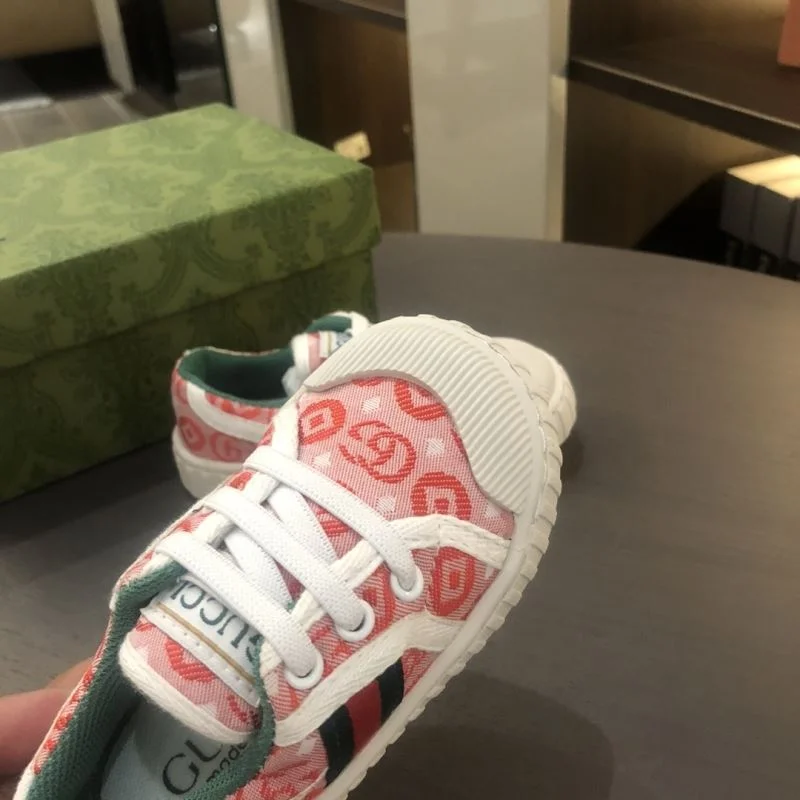 Refined GUCCI SHOES 29580