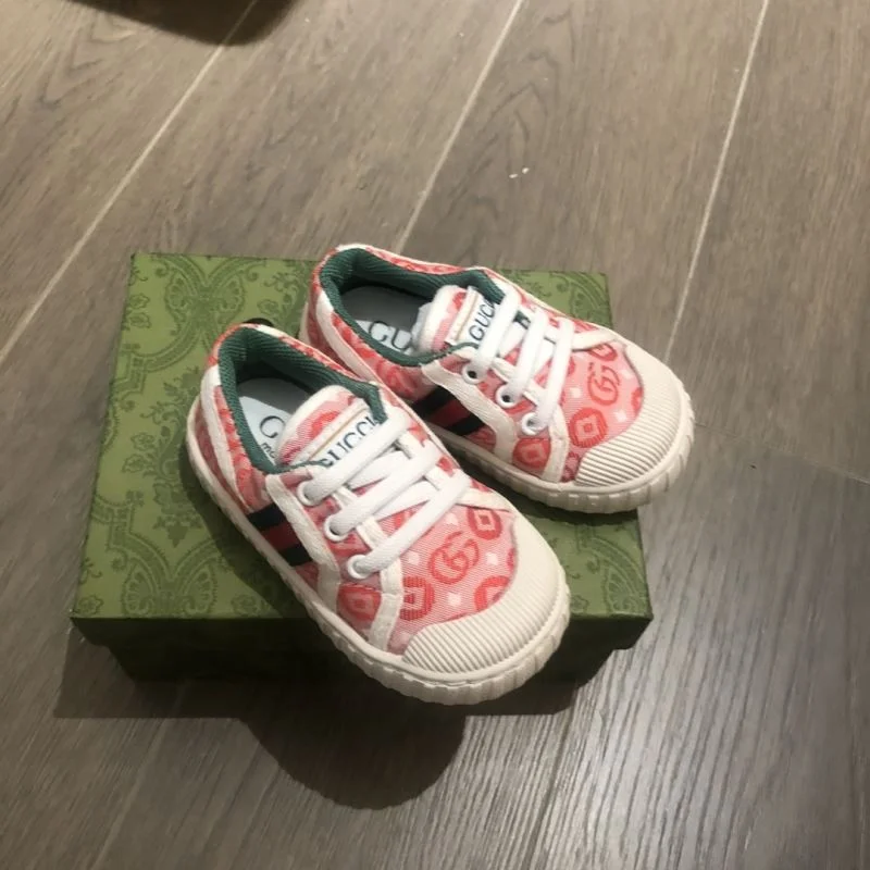 Refined GUCCI SHOES 29580