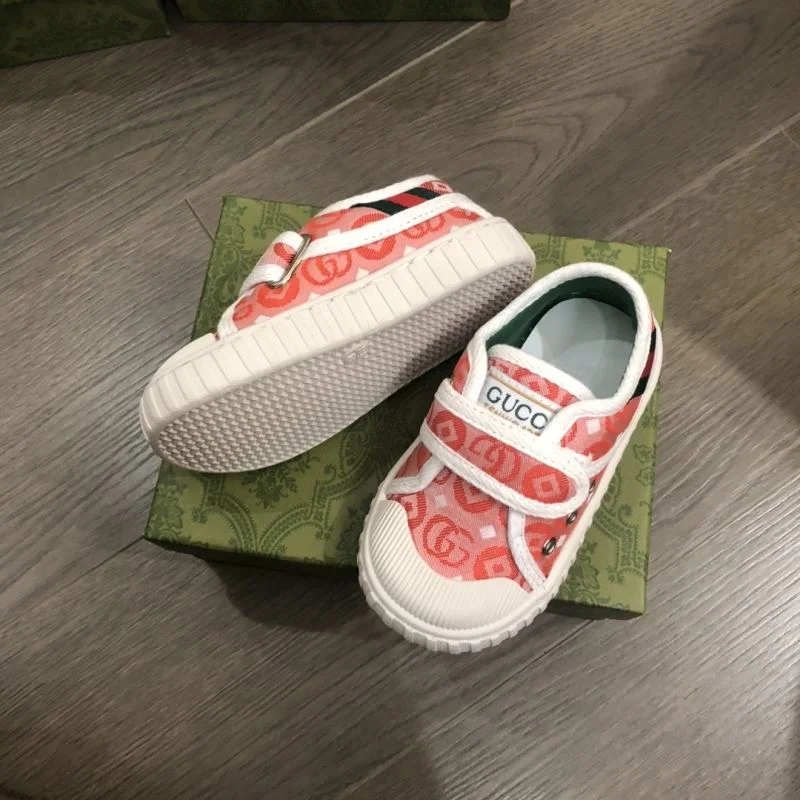 Elegant GUCCI SHOES 29567