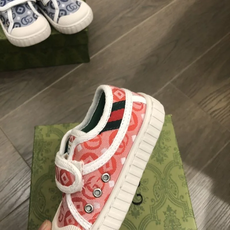 Elegant GUCCI SHOES 29567