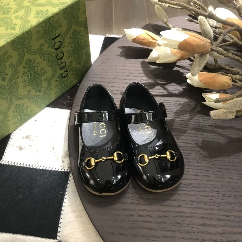 GUCCI SHOES Minimalist 29564