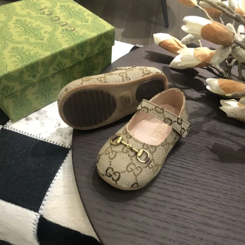 UrbanStyle GUCCI SHOES 29566