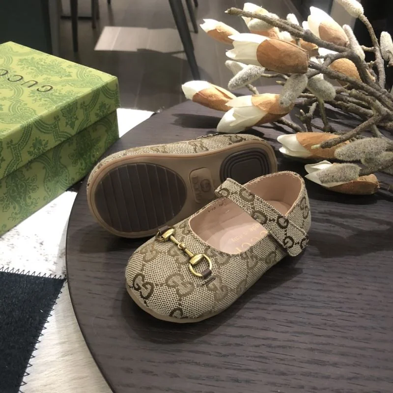 UrbanStyle GUCCI SHOES 29566