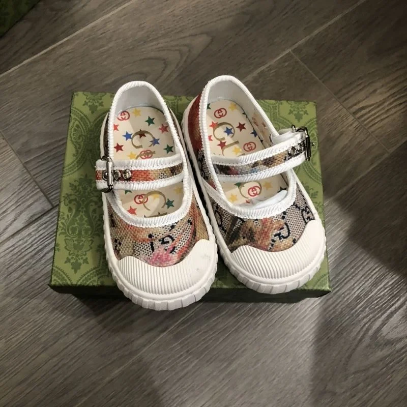 GUCCI SHOES Elegant 29557