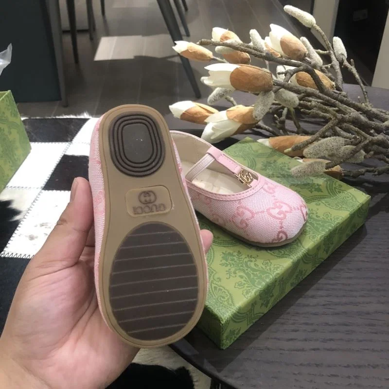 FastDry GUCCI SHOES 29551