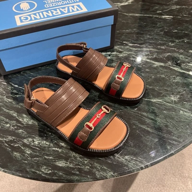 Compact GUCCI SHOES 29537
