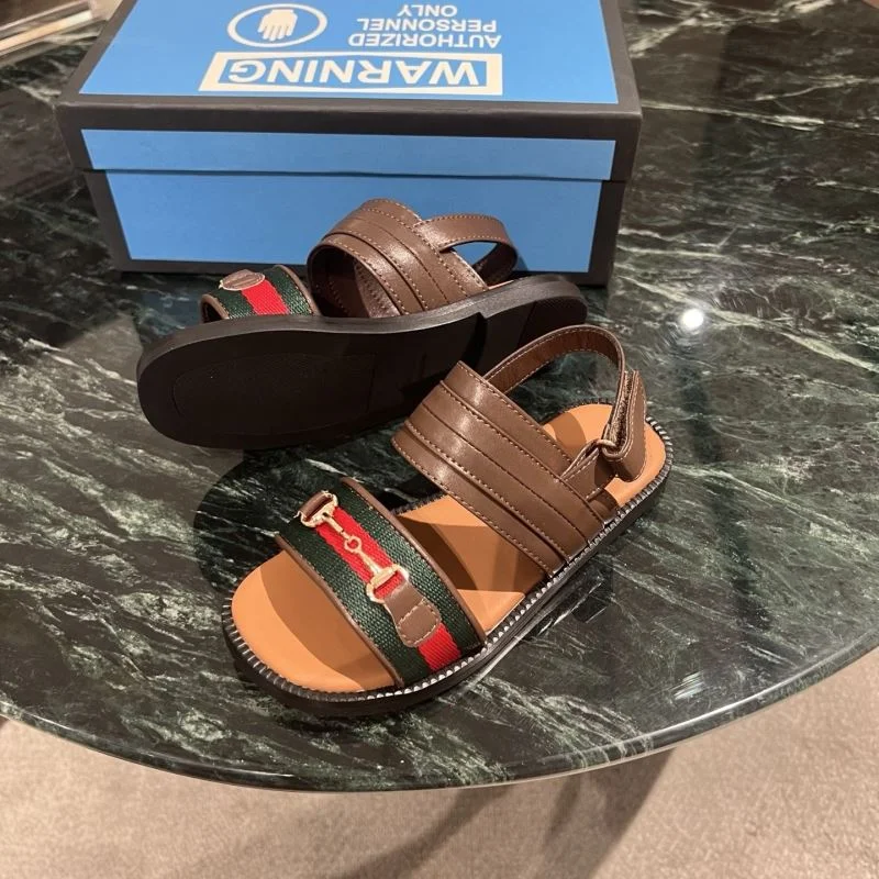 Compact GUCCI SHOES 29537