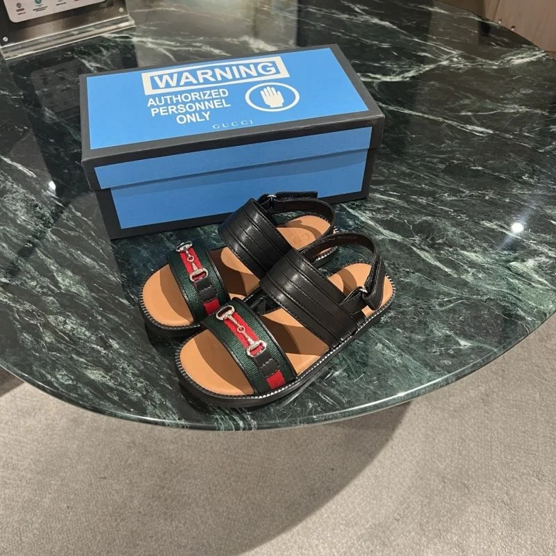 Sophisticated GUCCI SHOES 29533