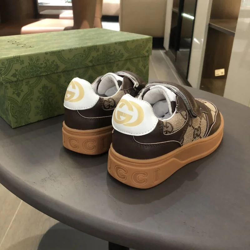 Comfortable GUCCI SHOES 29536