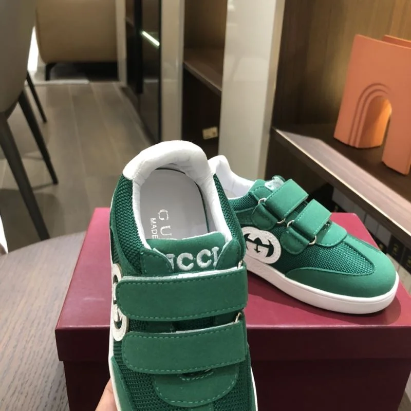 TechFriendly GUCCI SHOES 29529