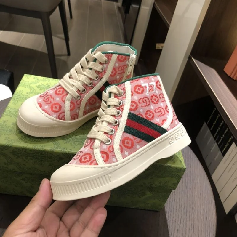 GUCCI SHOES DailyWear 30220